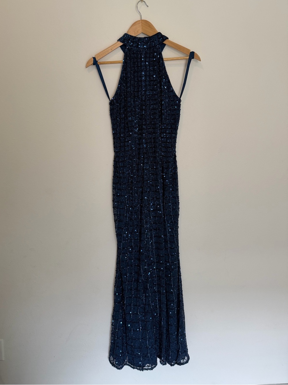 Mac Duggal 23018 Navy Sequin Halter Evening Gown Formal Prom Dress Size 2 - Picture 6 of 9